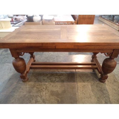 545 - • Antique Solid Oak Extendable Refectory Dinning Table with Bulbous Legs and Carvings