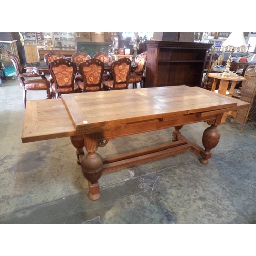 545 - • Antique Solid Oak Extendable Refectory Dinning Table with Bulbous Legs and Carvings