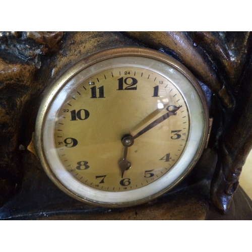 658 - • Antique French Clock with Couple Statue Stamped '372, Nardi' Key Wind ( In office) - Running