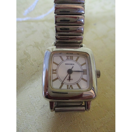 1002 - Ladies Sekonda Watch on Elisticated Starp