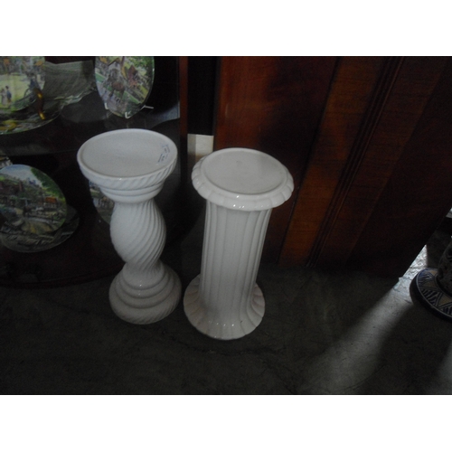 761 - 2 x White Jardiniere Stands