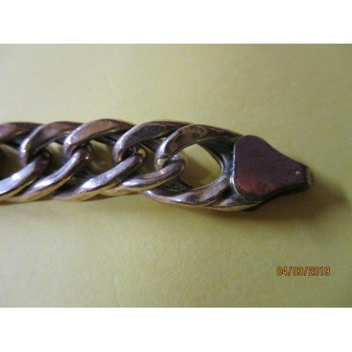 235 - 9ct Gold Hallamrked Bracelet - 10.8grms Approx 20cm