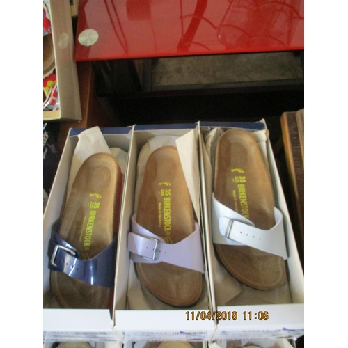 212 - 3 x Pairs of BIRKENSTOCK Shoes, Made in Germany, Ladies, Sizes: 35, New in Box, Various Colours, Tot... 