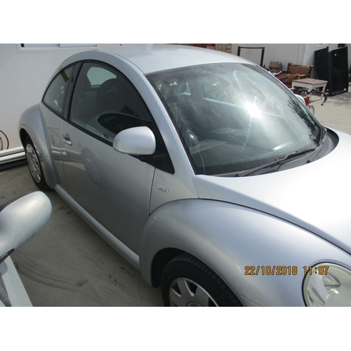 2070 - VW Beetle (2002), 16L, Automatic, Petrol, 113K Miles, Road Tax Expired (annual fee 86.00), Mot expir... 