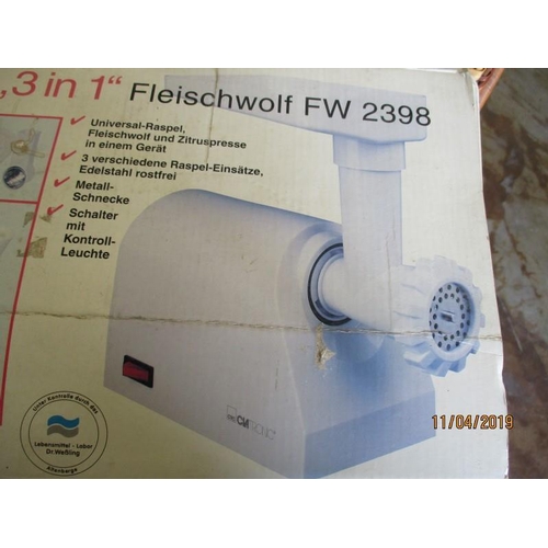 2109 - 3 in 1 Eleisch Wolf Mincer