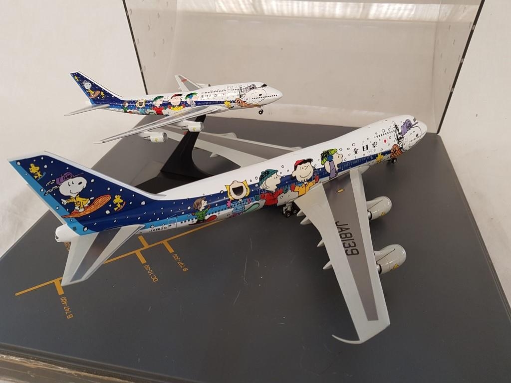 Die Cast 1:200 Scale Boeing 747 Model Plane with Snoopy Livery