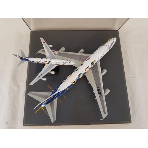 Die Cast 1:200 Scale Boeing 747 Model Plane with Snoopy Livery 