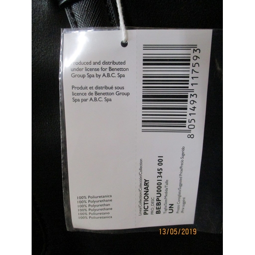 572 - Black Benetton Set: Ladies Handbag & Yellow Colour Wallet