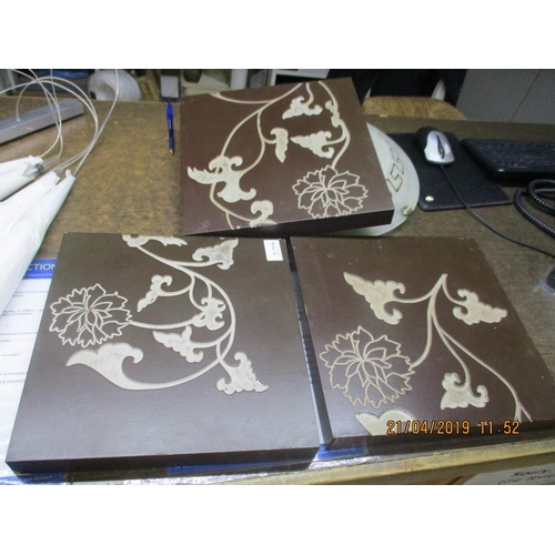 58 - 3 x Pictures