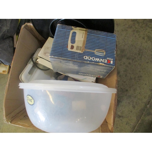 625 - Box of Assorted Kitchenware
