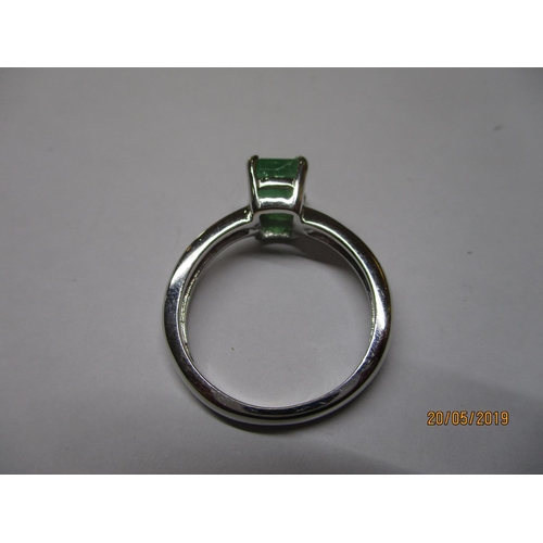 160 - 18ct White Gold Ring with Emerald Stone