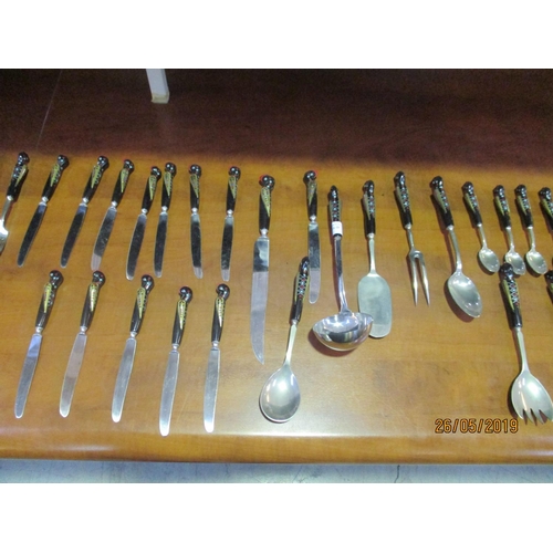 479 - Large Qty of Oriental Style Handle Cuttlery