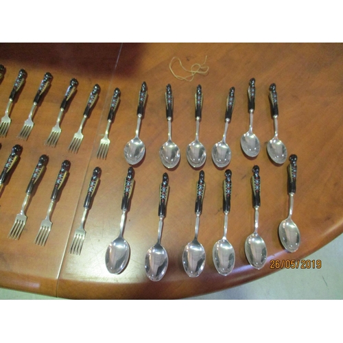 479 - Large Qty of Oriental Style Handle Cuttlery