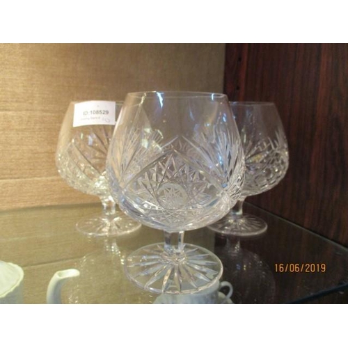 87 - 3 x Crystal Brandy Balloons