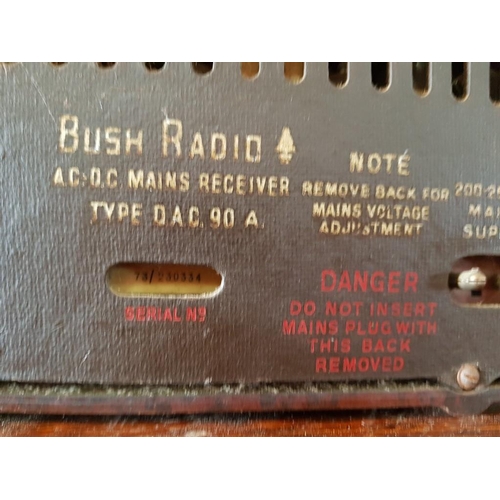 13 - Vintage Bush Bakelite Radio, Type DAC.90A, Serial 73/230334