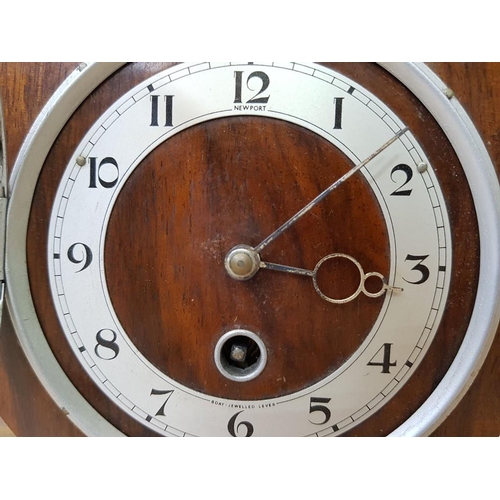 48 - Vintage Newport 8-Day Key Wind Wooden Mantle Clock