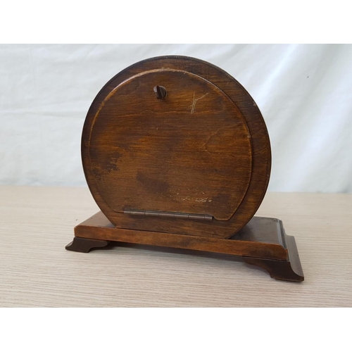 48 - Vintage Newport 8-Day Key Wind Wooden Mantle Clock