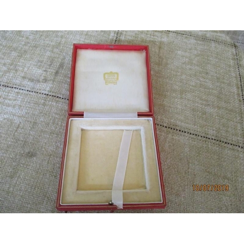 124 - Sterling Silver Powder Compact with Queen Elizabeth II Emblem, in a Cartier Box. The Seller states i... 