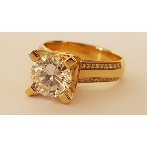 10 - Diamond and Gold Ring; Approx. 2.1ct Round Cut Diamond with Very Good Proportions, Colour J, SI1 set... 