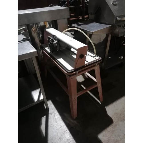 4664 - Tile Cutter