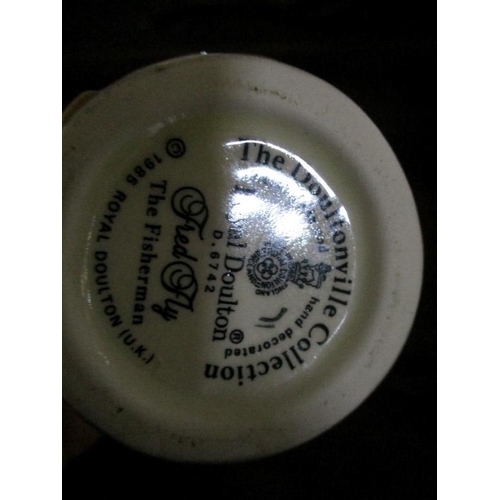 4086 - Fred Fly Royal Doulton Toby Jar (Mini)