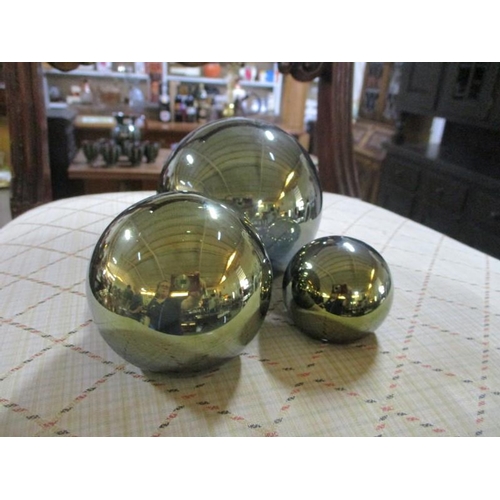 4090 - ''Chrome Balls'' Set of 3 x Modern Ornaments