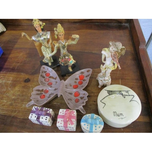 4118 - Selection of Assorted Ornaments (8)