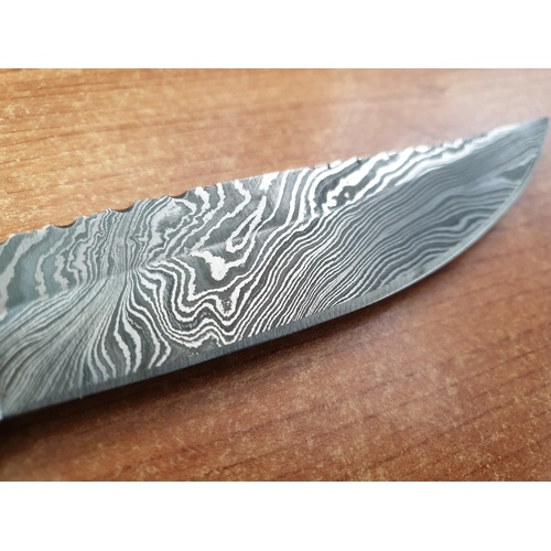 6141 - Damascus Steel Hand Made Custom Hunting Knife in Leather Sheaf