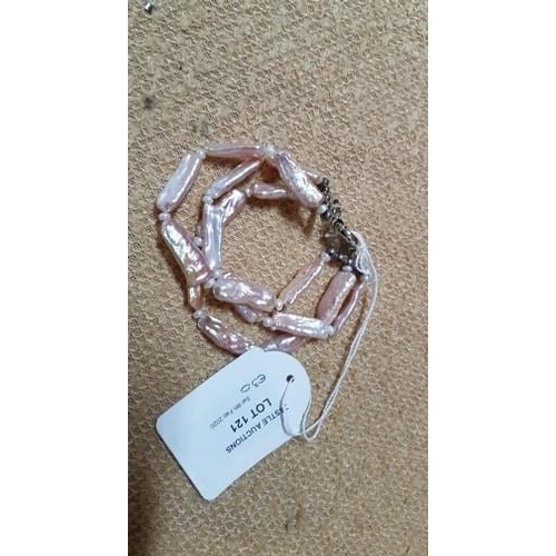 6157 - Ladies 3 Banded Pink Natural Pearl Leadies Bracelet