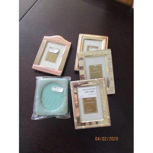 6166 - 4 x Silver Photo Frames and One Silk (5)