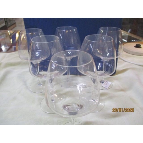 6106 - 6 x Wine Glasses