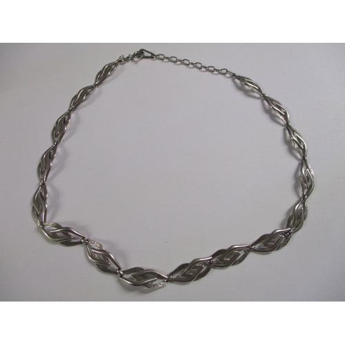 6021 - .925 Silver Necklace Total Weight 17.1gr