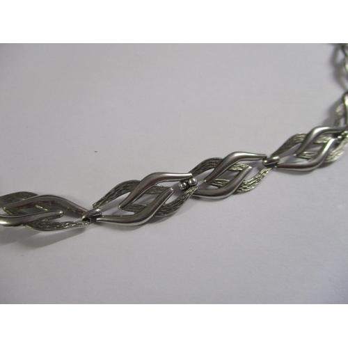 6021 - .925 Silver Necklace Total Weight 17.1gr