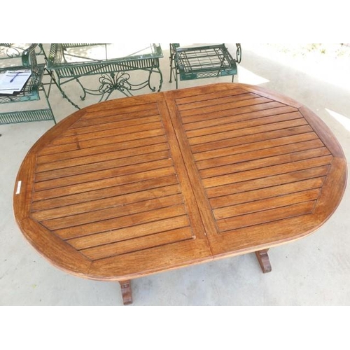 1A - Solid Wood Extendable Oval Garden Table (2m Extended x 1m x H:75cm)