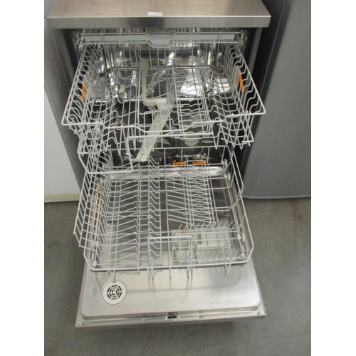 55 - Miele 6692 SC Plus Dishwasher