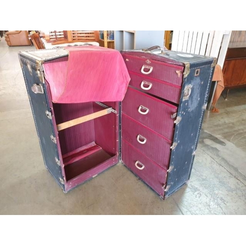 Lot 51        