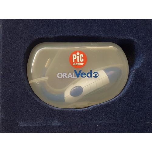 25 - Oral Vedo - Digital Thermometer for Oral Use and Small First Aid Kit