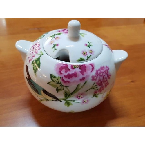 43 - Bird Song Five China Creative Tops - The English Table Creamer, Sugar Bowl on Wooden Carved Tray