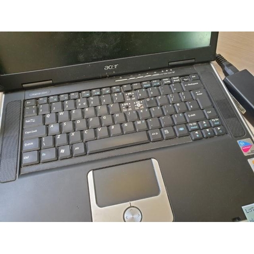 44B - Acer Aspire Laptop (A/F for Spares or Repais) Together with ASUS EEE PC Notebook (No Power Cable, Un... 