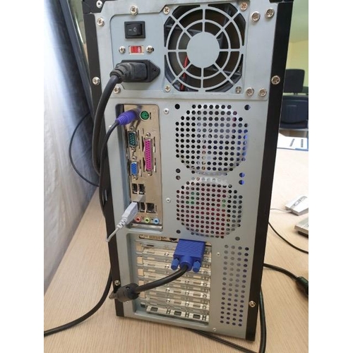 44C - Desktop PC with Auss Gaming Tower, 17