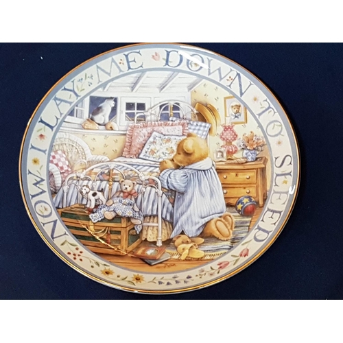 208 - Royal Doulton Pair of Porcelain Decorative Plates 