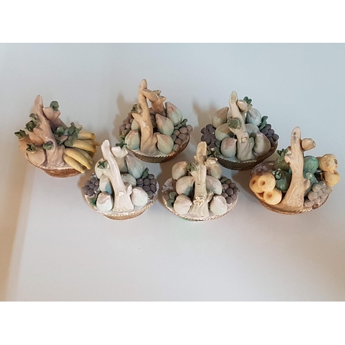 253 - Collection of 6 x Ceramic Ornaments