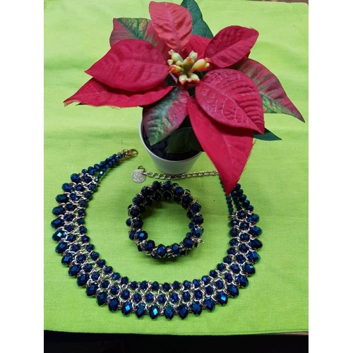 345 - Costume Jewellery Set; Necklace with Matching Bracelet