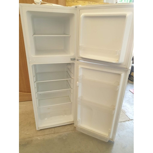 464 - Otto Fridge Freezer (White Colour) Model MRF-142