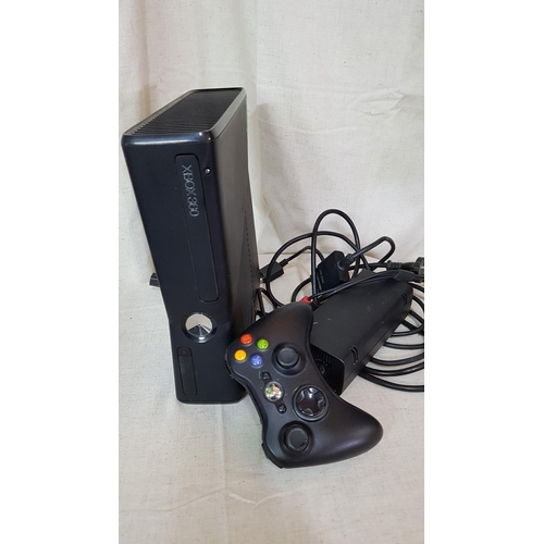 229 - Xbox 360S Console Model 1439 with 1 x Joystick