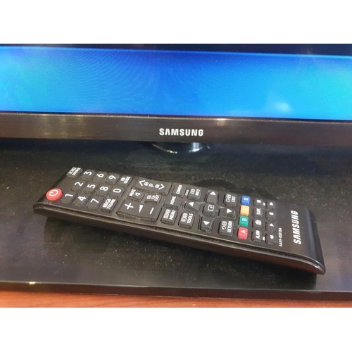 4 - Samsung 40'' Smart LED Full HD Hospitality TV, Model HG40EE590SK with R/C, Shown Working when Lotted... 