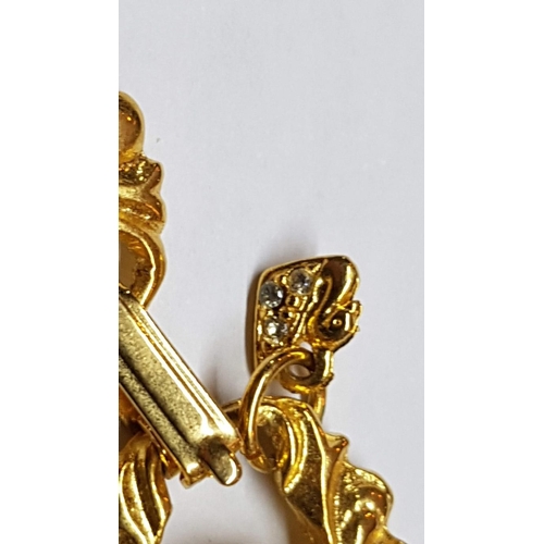 25A - Collection of Elegant Evening Jewellery in Bracelet with Large Swarovski Crystals and Necklace and B... 