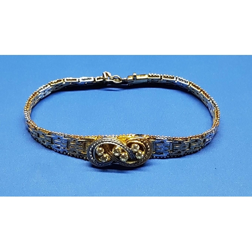 38 - Greek Pattern Silver (.925) Bracelet, Total Weight 15gr