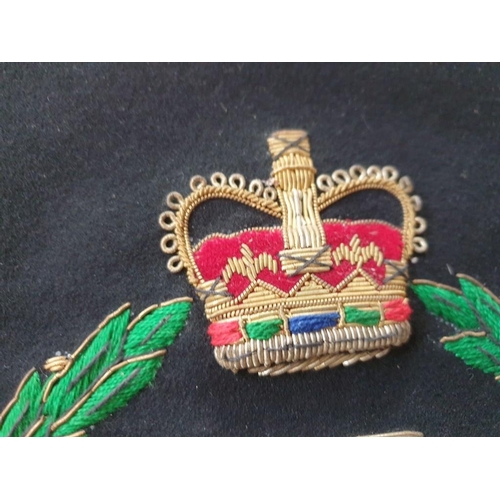 61 - Framed Embroidery of 'Fear Naught Tank Regiment' (British Army), Overall 30 x 35cm