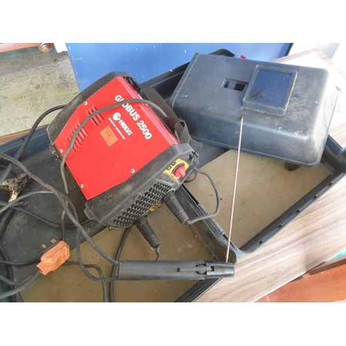 86 - Globus 2500 Welder in Case with Mask
